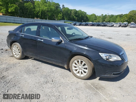 2014 Chrysler 200 Limited z VIN 1C3CCBCG0EN198487, wystawiony jako Copart lot #52913655 z przebiegiem Nie podano mil oraz Szkoda całkowita • Salvage title. Historia ofert i sprzedaży dostępna na DreamBid. Obrazek 4.