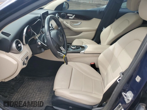 2017 Mercedes-Benz C 300 с VIN 55SWF4KB5HU217196, выставлен на аукционе Copart как лот 59295625 с пробегом 72 689 миль миль и Списание • Salvage title. История ставок и продаж доступна на DreamBid. Изображение 7.