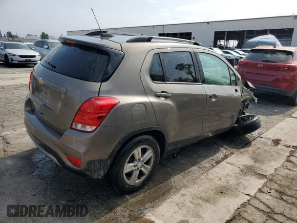 2022 Chevrolet Trax LT с VIN KL7CJPSM2NB539991, выставлен на аукционе Copart как лот 59210855 с пробегом 52 544 миль миль и Чистый • Clean title. История ставок и продаж доступна на DreamBid. Изображение 3.