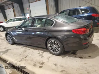 2019 BMW 5 Series 540i xDrive with VIN WBAJE7C54KWD55016, listed as a Copart auction lot 56281805 with 49,623 mi miles and Salvage title. Bid and sale history available at DreamBid. Image 2.