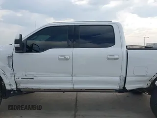 2019 Ford F-250 XL z VIN 1FT7W2BT8KEC07418, wystawiony jako IAAI lot #42261333 z przebiegiem 99 816 mil mil oraz . Historia ofert i sprzedaży dostępna na DreamBid. Obrazek 14.