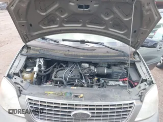 2005 Ford Freestar SEL с VIN 2FMDA52255BA39548, выставлен на аукционе IAAI как лот 42467902 с пробегом 86 589 миль миль и . История ставок и продаж доступна на DreamBid. Изображение 10.
