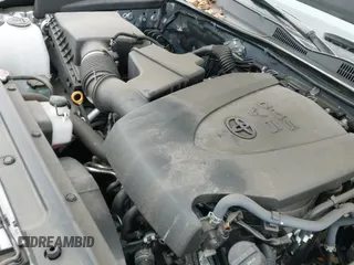 2022 Toyota Tacoma SR с VIN 3TYRZ5CN9NT022492, выставлен на аукционе IAAI как лот 42378801 с пробегом 9 312 миль миль и . История ставок и продаж доступна на DreamBid. Изображение 19.