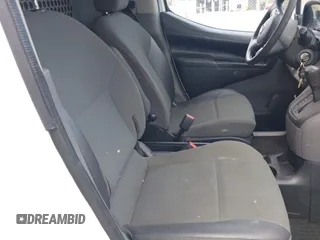 2017 Nissan NV200 S with VIN 3N6CM0KN4HK704326, listed as a IAAI auction lot 42165531 with 170,298 mi miles and . Bid and sale history available at DreamBid. Image 8.
