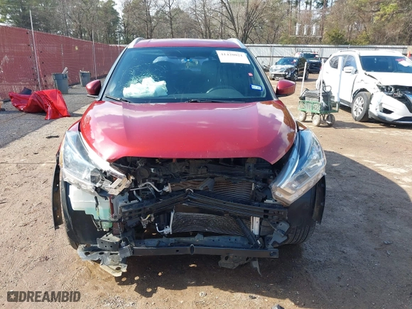 2018 Nissan Kicks SV with VIN 3N1CP5CU5JL517564, listed as a IAAI auction lot 41420021 with 79,472 mi miles. Bid and sale history available at carsss.com. Image 13.