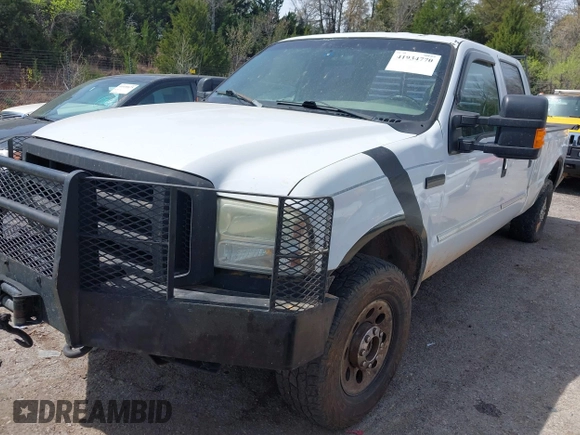 2005 Ford F-250 XL z VIN 1FTSW21P85ED19266, wystawiony jako IAAI lot #41934770 z przebiegiem 338 778 mil mil oraz . Historia ofert i sprzedaży dostępna na DreamBid. Obrazek 17.