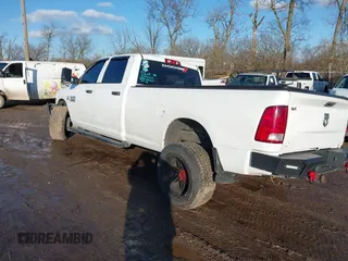 2018 Ram 2500 Tradesman with VIN 3C6UR4HL6JG125201, listed as a IAAI auction lot 41432329 with 181,247 mi miles. Bid and sale history available at carsss.com. Image 3.