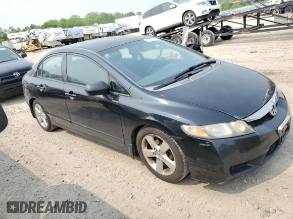 2009 Honda Civic LX-S z VIN 2HGFA16669H331863, wystawiony jako Copart lot #59467775 z przebiegiem 218 051 mil mil oraz Czysty tytuł • Clean title. Historia ofert i sprzedaży dostępna na DreamBid. Obrazek 4.