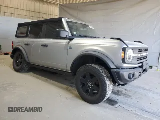 2022 Ford Bronco with VIN 1FMDE5BH7NLB36534, listed as a Copart auction lot 53598985 with 47,572 mi miles and Salvage title. Bid and sale history available at DreamBid. Image 4.