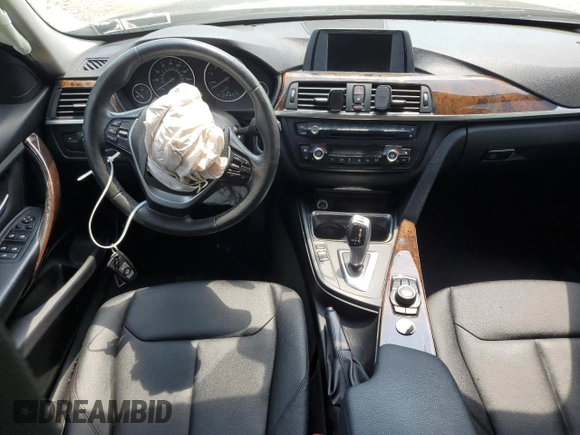 2014 BMW 3 Series 328i xDrive с VIN WBA3B5C50EF599611, выставлен на аукционе Copart как лот 61939875 с пробегом Не указан миль и Списание • Salvage title. История ставок и продаж доступна на DreamBid. Изображение 8.