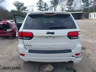 2019 Jeep Grand Cherokee Laredo E with VIN 1C4RJFAG6KC696190, listed as a IAAI auction lot 41719404 with 86,947 mi miles. Bid and sale history available at carsss.com. Image 16.