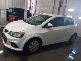 2020 Chevrolet Sonic LT z VIN 1G1JG6SB3L4110788, wystawiony jako IAAI lot #41313209 z przebiegiem 69 122 mil mil oraz . Historia ofert i sprzedaży dostępna na DreamBid. Obrazek 14.