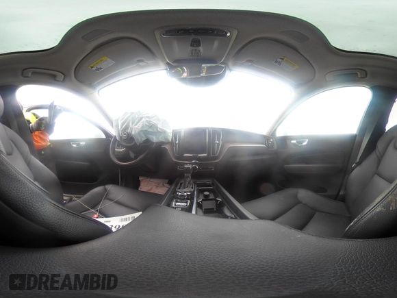 2021 Volvo XC60 Momentum с VIN YV4102RKXM1864202, выставлен на аукционе IAAI как лот 41453983 с пробегом 52 015 миль миль и . История ставок и продаж доступна на DreamBid. Изображение 18.
