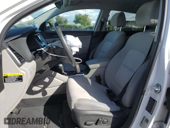 2017 Hyundai Tucson Sport with VIN KM8J3CA22HU293817, listed as a Copart auction lot 51739635 with 109,485 mi miles and Salvage Title. Bid and sale history available at DreamBid. Image 7.