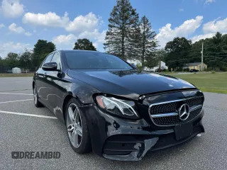 2017 Mercedes-Benz E 300 Luxury с VIN WDDZF4KB9HA105711, выставлен на аукционе Copart как лот 66936655 с пробегом 85 831 миль миль и Чистый • Clean title. История ставок и продаж доступна на DreamBid. Изображение 1.