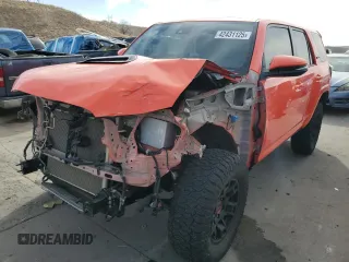2023 Toyota 4Runner TRD Pro z VIN JTELU5JR4P6140079, wystawiony jako Copart lot #42431125 z przebiegiem 22 979 mil mil oraz Szkoda całkowita • Salvage title. Historia ofert i sprzedaży dostępna na DreamBid. Obrazek 1.