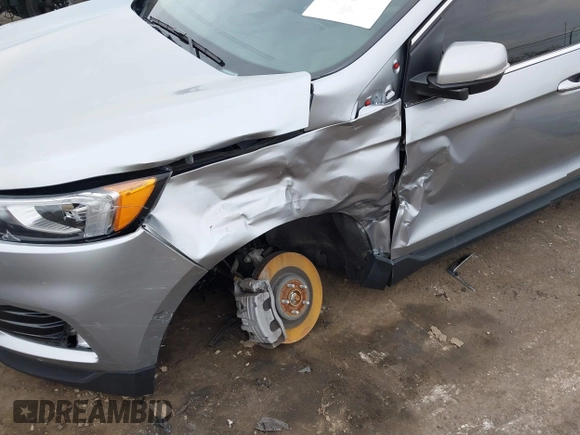2021 Ford Edge Titanium z VIN 2FMPK4K94MBA32297, wystawiony jako IAAI lot #41834740 z przebiegiem 45 908 mil mil oraz . Historia ofert i sprzedaży dostępna na DreamBid. Obrazek 6.