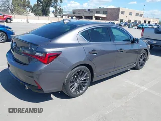 2019 Acura ILX w/Premium/A-Spec Pkg with VIN 19UDE2F8XKA005491, listed as a IAAI auction lot 41949481 with 44,282 mi miles. Bid and sale history available at carsss.com. Image 4.