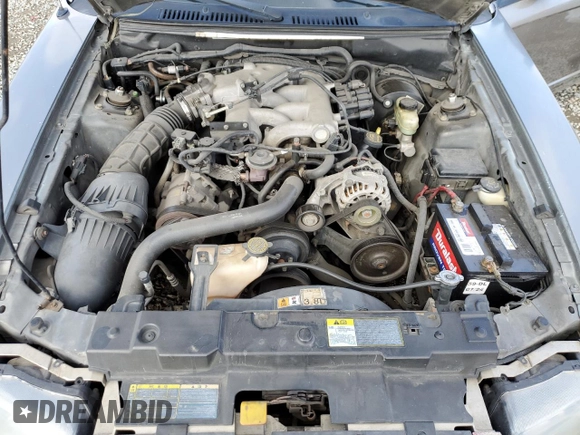 2001 Ford Mustang Deluxe with VIN 1FAFP44401F230975, listed as a Copart auction lot 45358645 with 189,402 mi miles and Salvage Title. Bid and sale history available at carsss.com. Image 11.