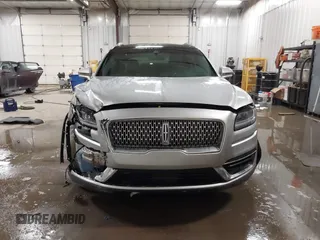 2019 Lincoln Nautilus Reserve with VIN 2LMPJ6L96KBL18957, listed as a IAAI auction lot 41563412 with 62,539 mi miles and . Bid and sale history available at DreamBid. Image 12.