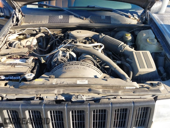 1998 Jeep Grand Cherokee Limited with VIN 1J4GX78Y8WC110325, listed as a IAAI auction lot 41357373 with 165,106 mi miles. Bid and sale history available at carsss.com. Image 10.