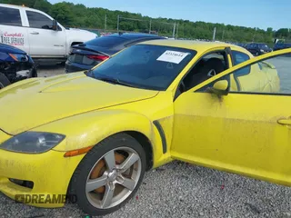 2004 Mazda RX-8 z VIN JM1FE173340122844, wystawiony jako IAAI lot #42324614 z przebiegiem 61 698 mil mil oraz . Historia ofert i sprzedaży dostępna na DreamBid. Obrazek 6.