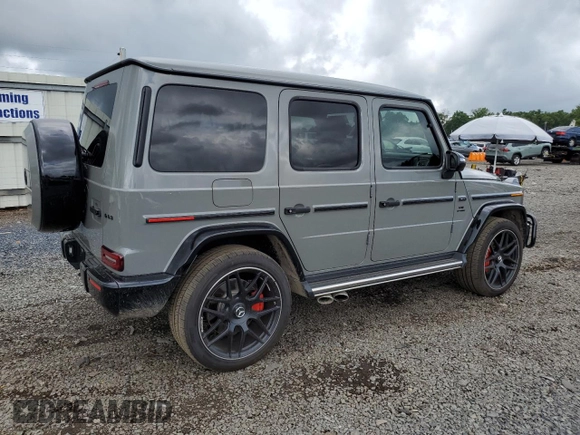 2023 Mercedes-Benz G 63 AMG z VIN W1NYC7HJ3PX477936, wystawiony jako Copart lot #60379704 z przebiegiem 2 858 mil mil oraz Szkoda całkowita • Salvage title. Historia ofert i sprzedaży dostępna na DreamBid. Obrazek 3.