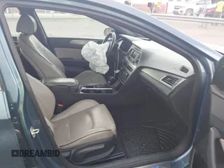 2015 Hyundai Sonata Sport z VIN 5NPE34AB8FH232023, wystawiony jako IAAI lot #42093888 z przebiegiem 212 144 mil mil oraz . Historia ofert i sprzedaży dostępna na DreamBid. Obrazek 5.
