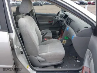 2004 Toyota Corolla CE with VIN 2T1BR38E84C257922, listed as a IAAI auction lot 42066069 with 172,985 mi miles. Bid and sale history available at carsss.com. Image 5.