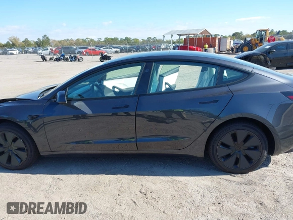 2025 Tesla Model 3 Long Range with VIN 5YJ3E1EA2SF910890, listed as a IAAI auction lot 41791583 with Not Provided miles and . Bid and sale history available at DreamBid. Image 13.