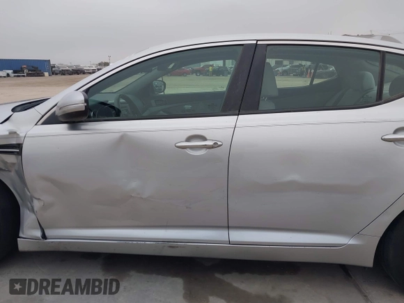 2013 Kia Optima LX with VIN KNAGM4A79D5377485, listed as a IAAI auction lot 41290306 with 172,253 mi miles. Bid and sale history available at carsss.com. Image 14.