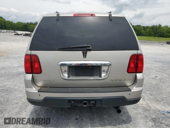 2005 Lincoln Navigator Luxury z VIN 5LMFU27505LJ05986, wystawiony jako Copart lot #54041334 z przebiegiem 169 277 mil mil oraz Szkoda całkowita • Salvage title. Historia ofert i sprzedaży dostępna na DreamBid. Obrazek 6.