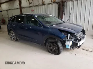 2019 Kia Niro Touring with VIN KNDCE3LC5K5321429, listed as a Copart auction lot 87474394 with 107,349 mi miles and Salvage Title. Bid and sale history available at carsss.com. Image 4.