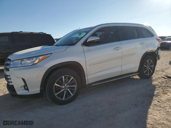 2017 Toyota Highlander XLE with VIN 5TDJZRFH6HS418292, listed as a Copart auction lot 41748875 with 72,301 mi miles and Salvage Title. Bid and sale history available at carsss.com. Image 1.