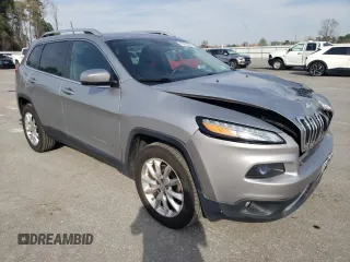2017 Jeep Cherokee Limited with VIN 1C4PJMDB8HW512340, listed as a Copart auction lot 49823865 with 130,386 mi miles and Salvage Title. Bid and sale history available at carsss.com. Image 4.