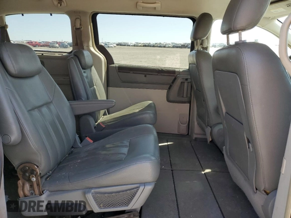 2008 Chrysler Town & Country Touring with VIN 2A8HR54P28R687022, listed as a Copart auction lot 52351225 with 195,954 mi miles and Salvage Title. Bid and sale history available at carsss.com. Image 11.