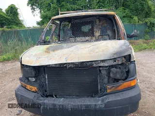 2004 Chevrolet Express Cargo with VIN 1GCGG29VX41203790, listed as a IAAI auction lot 42544137 with 95,779 mi miles and . Bid and sale history available at DreamBid. Image 6.