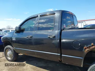 2007 Dodge Ram 2500 SLT with VIN 1D7KS28D27J502735, listed as a IAAI auction lot 41880179 with 368,304 mi miles. Bid and sale history available at carsss.com. Image 15.
