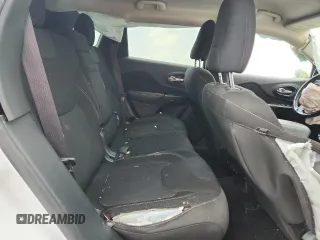 2016 Jeep Cherokee Latitude z VIN 1C4PJLCB9GW302114, wystawiony jako Copart lot #59312465 z przebiegiem 160 040 mil mil oraz Szkoda całkowita • Salvage title. Historia ofert i sprzedaży dostępna na DreamBid. Obrazek 11.