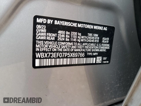 2023 BMW X1 xDrive28i with VIN WBX73EF07P5X69766, listed as a Copart auction lot 62490105 with 9,193 mi miles and Salvage title. Bid and sale history available at DreamBid. Image 14.