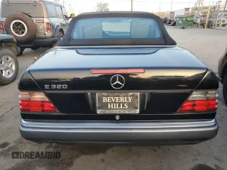 1995 Mercedes-Benz E Class with VIN WDBEA66E4SC176199, listed as a Copart auction lot 87240044 with 110,829 mi miles and Clean Title. Bid and sale history available at carsss.com. Image 6.
