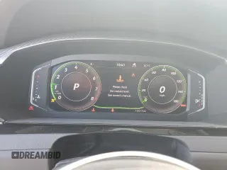 2023 Volkswagen Arteon SEL Premium R-Line z VIN WVWTR7AN5PE014611, wystawiony jako Copart lot #43589095 z przebiegiem 12 517 mil mil oraz Szkoda całkowita • Salvage title. Historia ofert i sprzedaży dostępna na DreamBid. Obrazek 9.