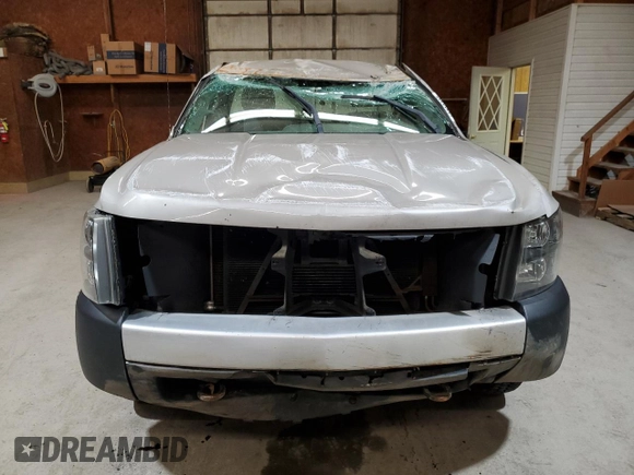2008 Chevrolet Silverado 1500 Work Truck with VIN 1GCEK14X28Z200642, listed as a Copart auction lot 49223605 with 135,733 mi miles and Salvage Title. Bid and sale history available at carsss.com. Image 5.