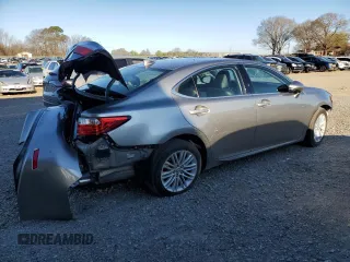2015 Lexus ES 330 with VIN JTHBK1GG8F2197894, listed as a Copart auction lot 49078945 with 112,189 mi miles and Salvage Title. Bid and sale history available at DreamBid. Image 3.