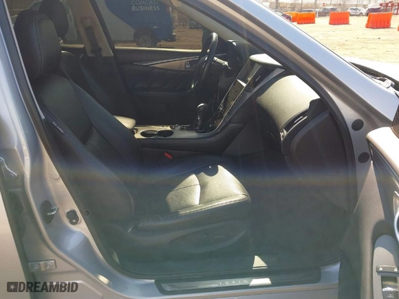 2015 Infiniti Q50 Premium with VIN JN1BV7AR7FM405809, listed as a IAAI auction lot 41782277 with 110,958 mi miles. Bid and sale history available at carsss.com. Image 5.