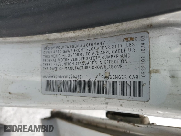 2000 Volkswagen Passat z VIN WVWMA23B3YP228438, wystawiony jako Copart lot #48724625 z przebiegiem 204 670 mil mil oraz Szkoda całkowita • Salvage title. Historia ofert i sprzedaży dostępna na DreamBid. Obrazek 12.