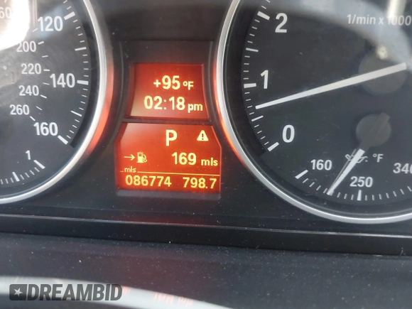 2011 BMW 3 Series 328i xDrive with VIN WBAKF5C53BE655929, listed as a IAAI auction lot 42658202 with 86,774 mi miles and . Bid and sale history available at DreamBid. Image 16.
