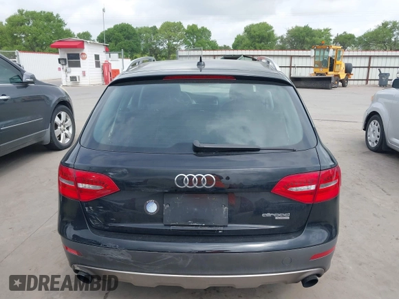 2014 Audi allroad A4 Premium Plus z VIN WA1UFAFL2EA092988, wystawiony jako IAAI lot #41879196 z przebiegiem 147 063 mil mil oraz . Historia ofert i sprzedaży dostępna na DreamBid. Obrazek 16.
