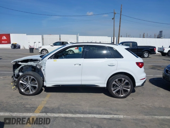 2021 Audi Q3 S line Premium Plus with VIN WA1EECF31M1063905, listed as a IAAI auction lot 41588919 with 31,739 mi miles and . Bid and sale history available at DreamBid. Image 12.
