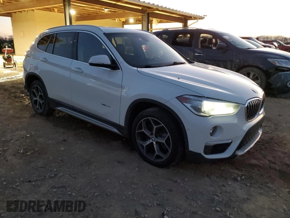 2017 BMW X1 sDrive28i with VIN WBXHU7C37H5H34418, listed as a Copart auction lot 47982795 with 67,980 mi miles and Salvage Title. Bid and sale history available at carsss.com. Image 4.